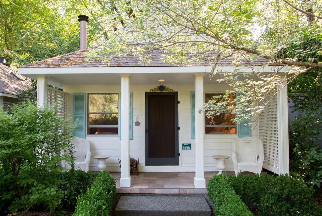 Grove Calistoga