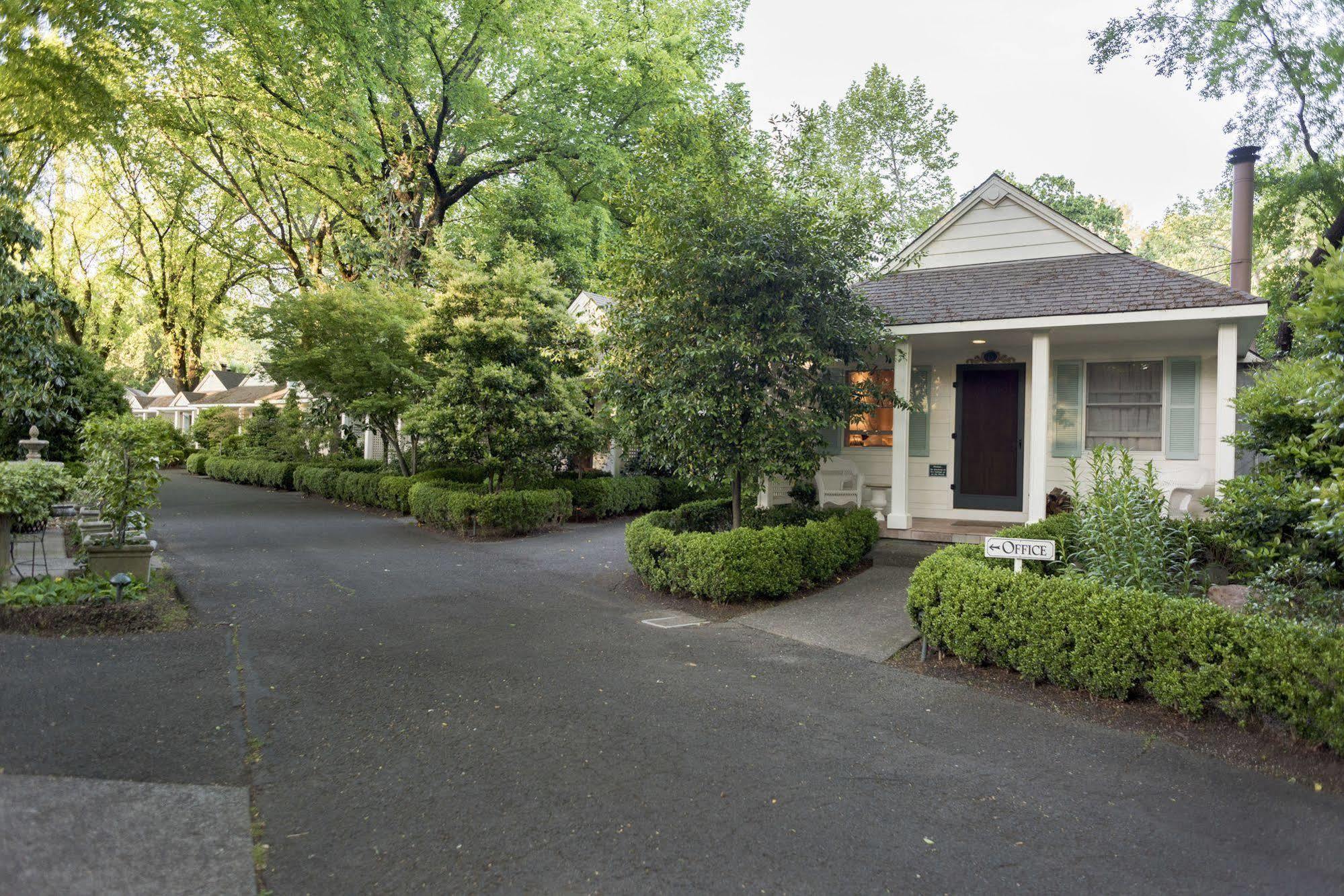 Grove Calistoga