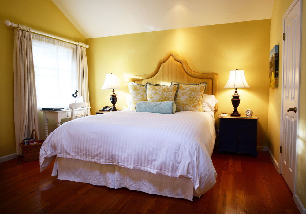 Grove Bed & Breakfast