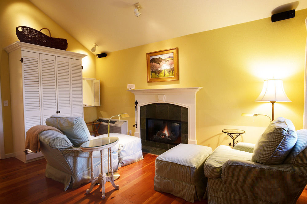 Grove 4* Calistoga